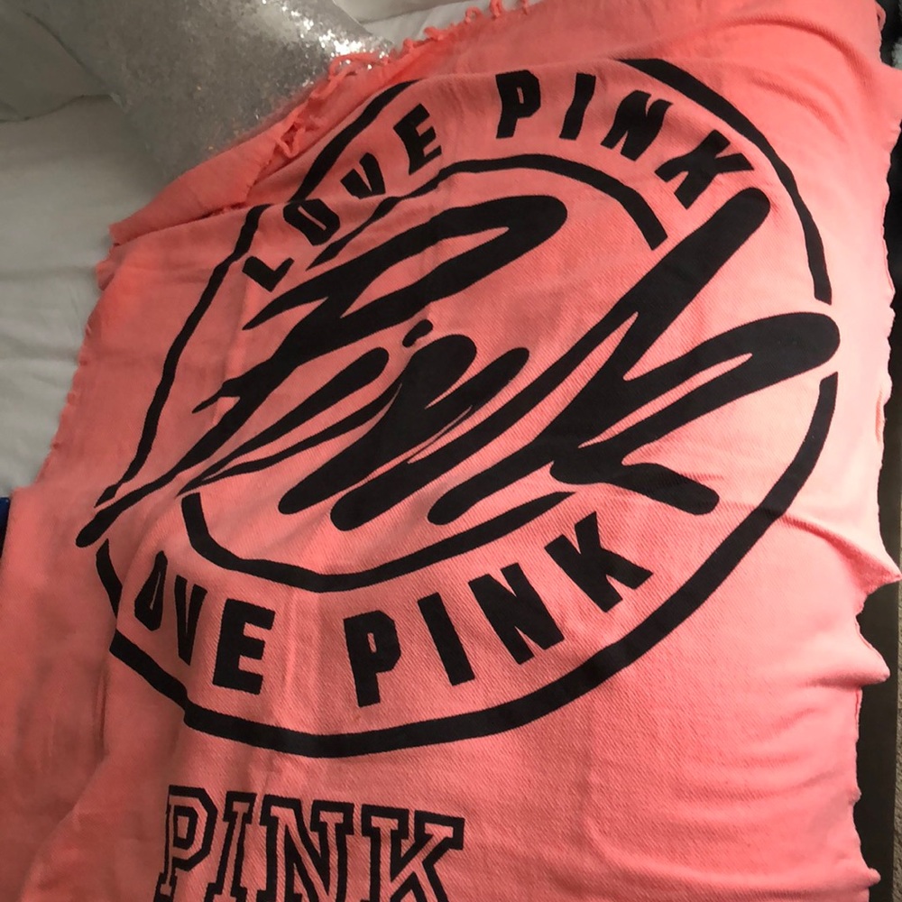 Victoria’s Secret PINK beach blanket/throw